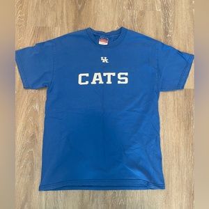 Champion brand University of Kentucky T-shirt - Medium